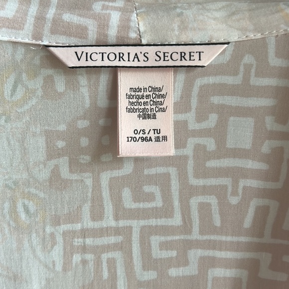 Victoria’s Secret One Size Kimono Robe Beach Cover-Up - Picture 6 of 6